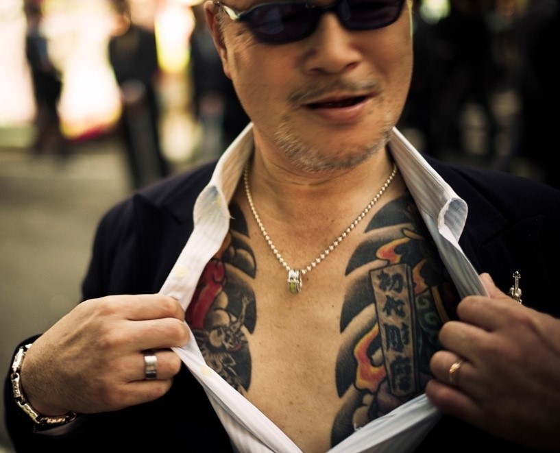 yakuza-association-tatouage-partage-tattoo-japon_0